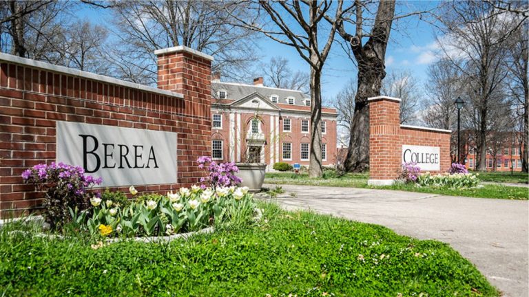 Berea College Scholarships 2024 for International Students.