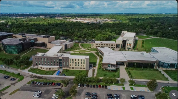 Hawk Scholars Scholarship at University of Houston–Clear Lake UHCL for Spring 2026